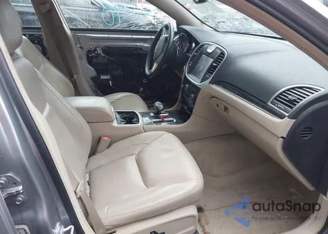 2013 Chrysler 300 Motown from USA, damaged, VIN 2C3CCARG0DH595416